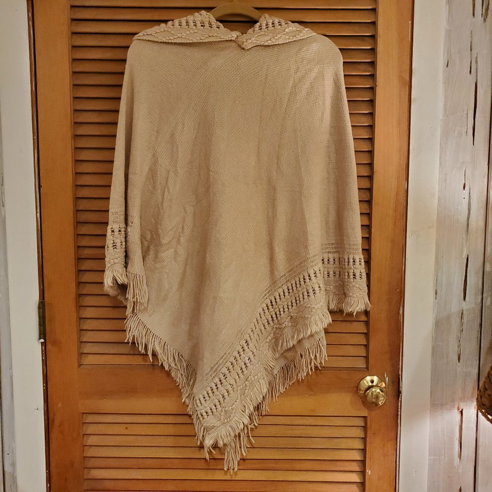 One Size hooded poncho